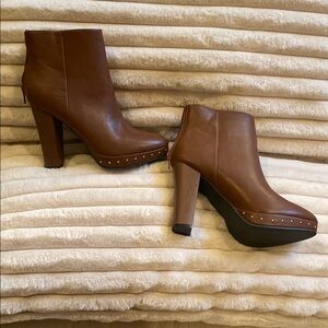 Brown High-Heeled Ankle Booties with Platform